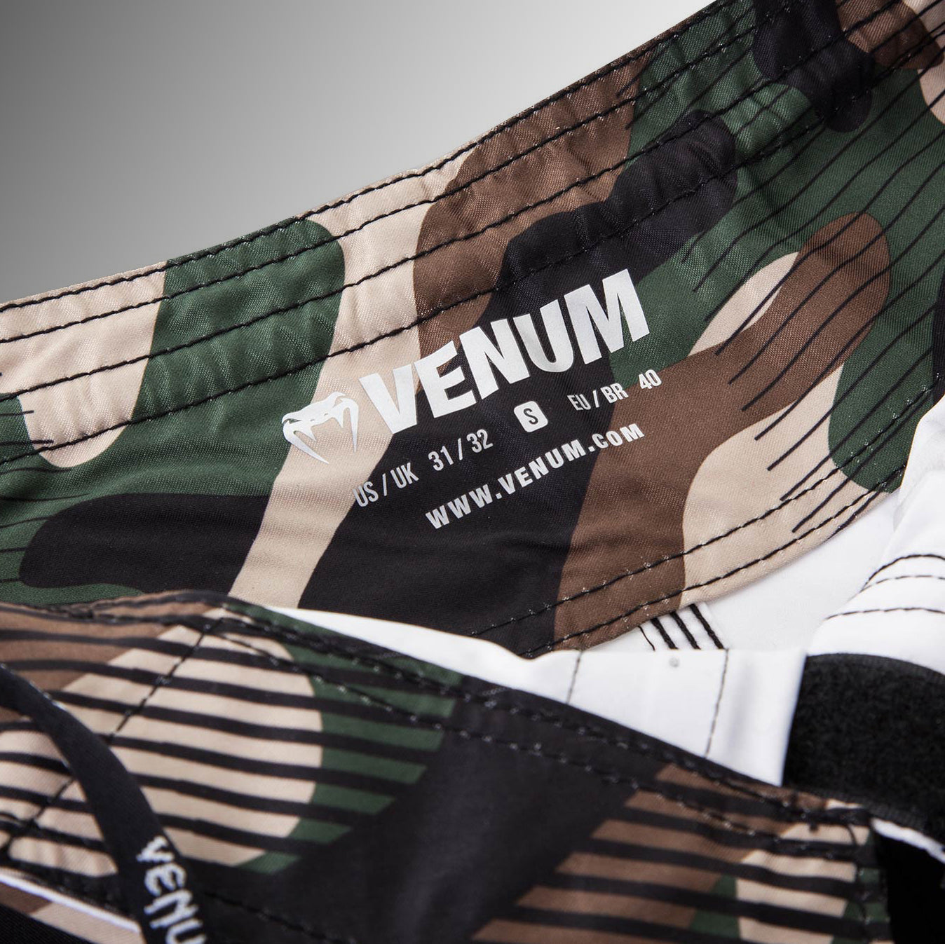 Venum Camo Hero Kampfshorts - Grün/Braun