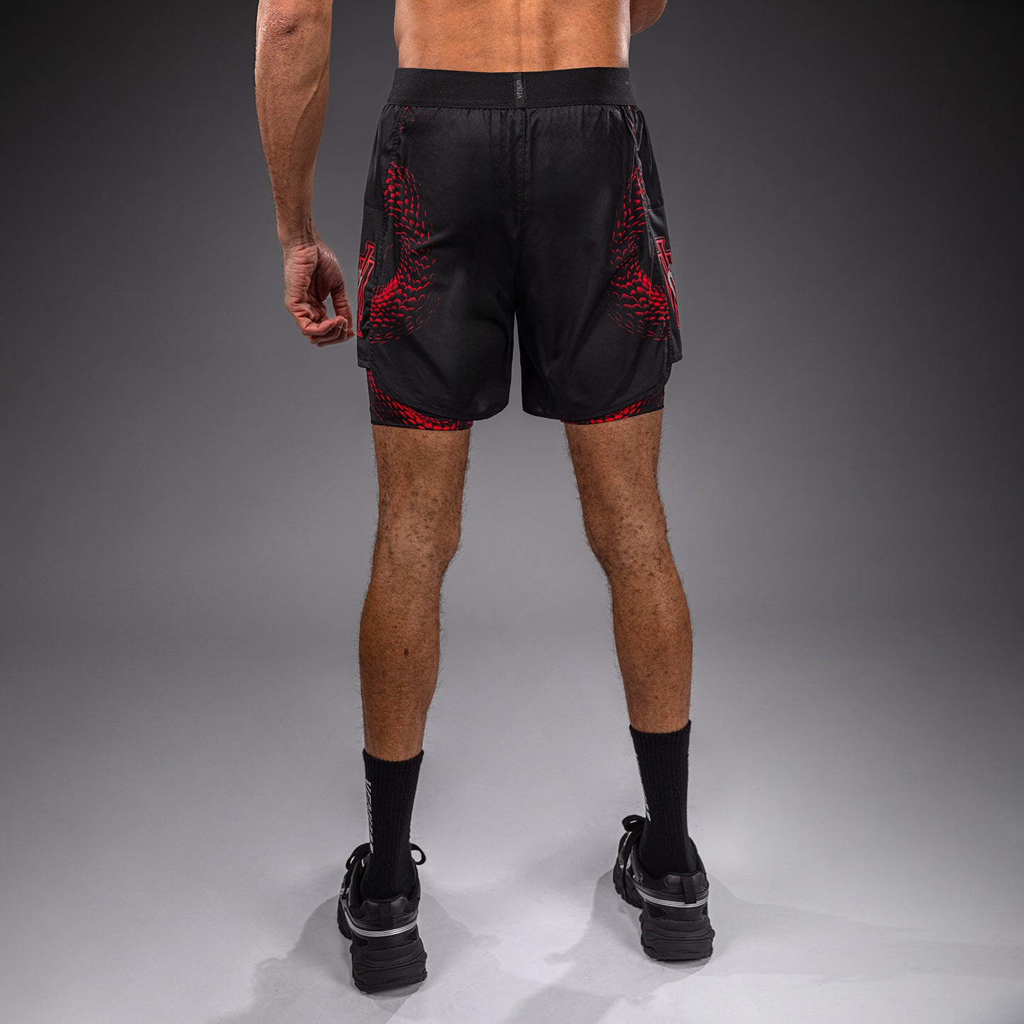 Venum Matupa Trainingsshorts - Schwarz/Rot/Silber
