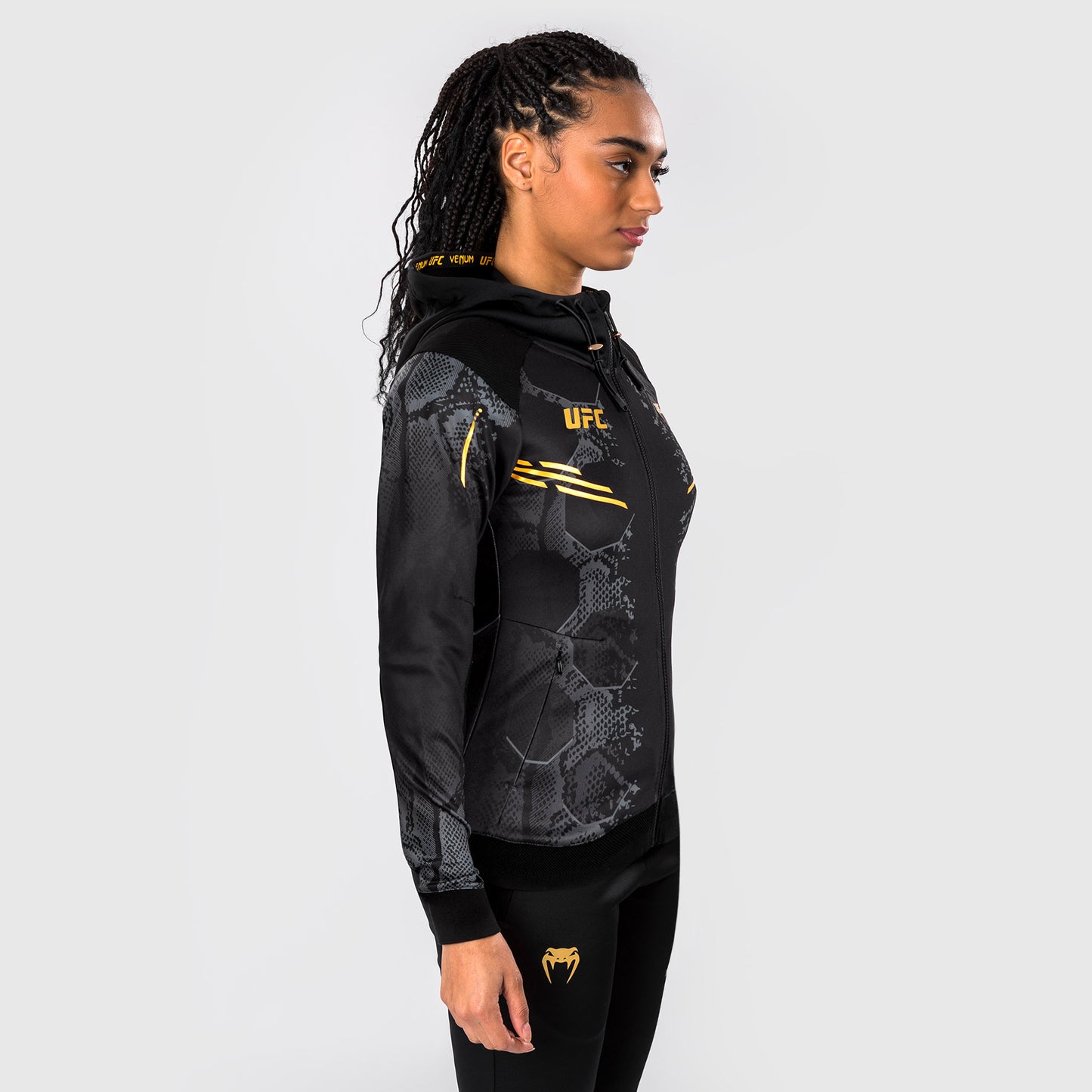 UFC Adrenaline by Venum Personalisiertes Authentic Fight Night Frauen Walkout Hoodie - Champion