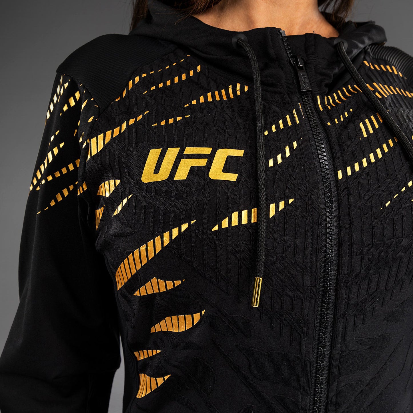 UFC Fusion by Venum Authentic Fight Night Damen Walkout Hoodie - Champion
