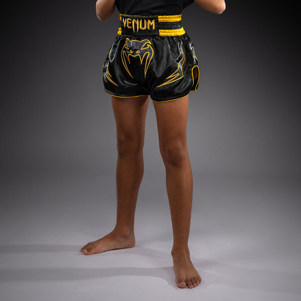 Venum Bangkok Fury Muay-Thai-Shorts für Kinder - Schwarz/Gold