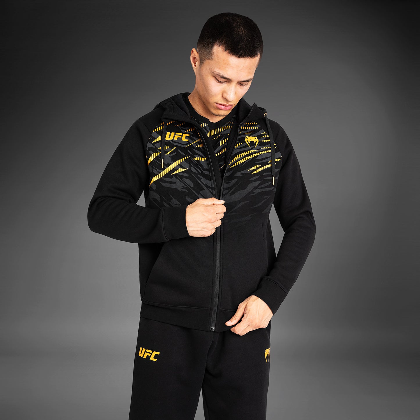 UFC Fusion by Venum Replica Herren Zip Hoodie - Champion