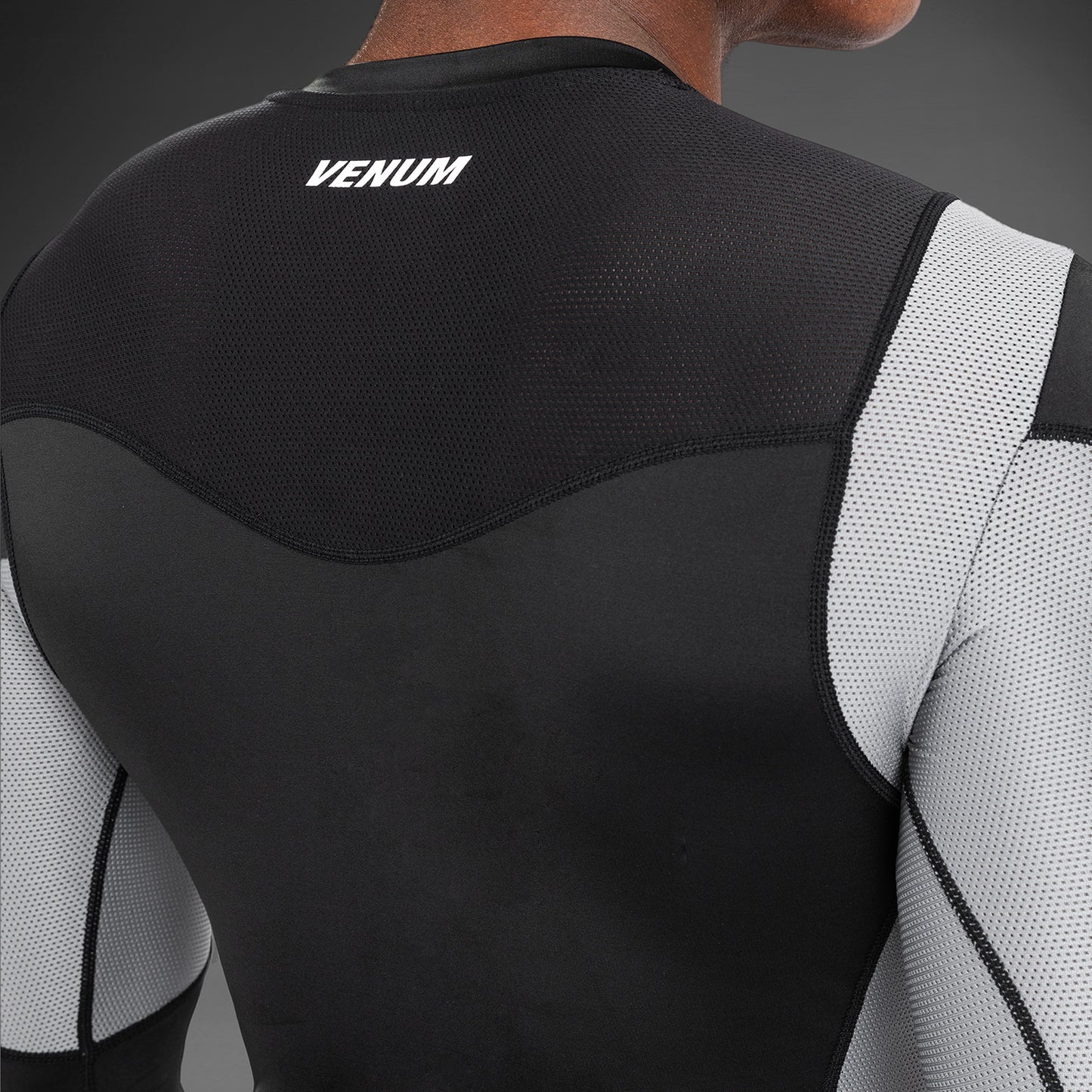 Venum Tempest Herren Langarm-Rashguard - Schwarz/Grau