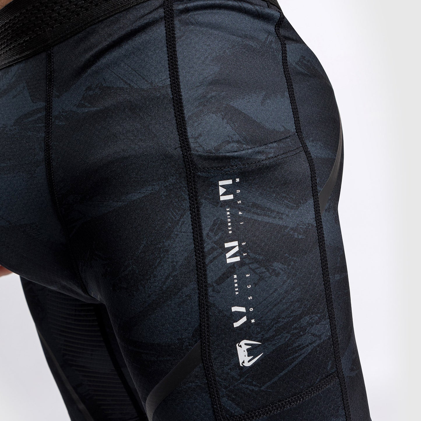 Vale Tudo Venum Electron 3.0 Shorts - Schwarz