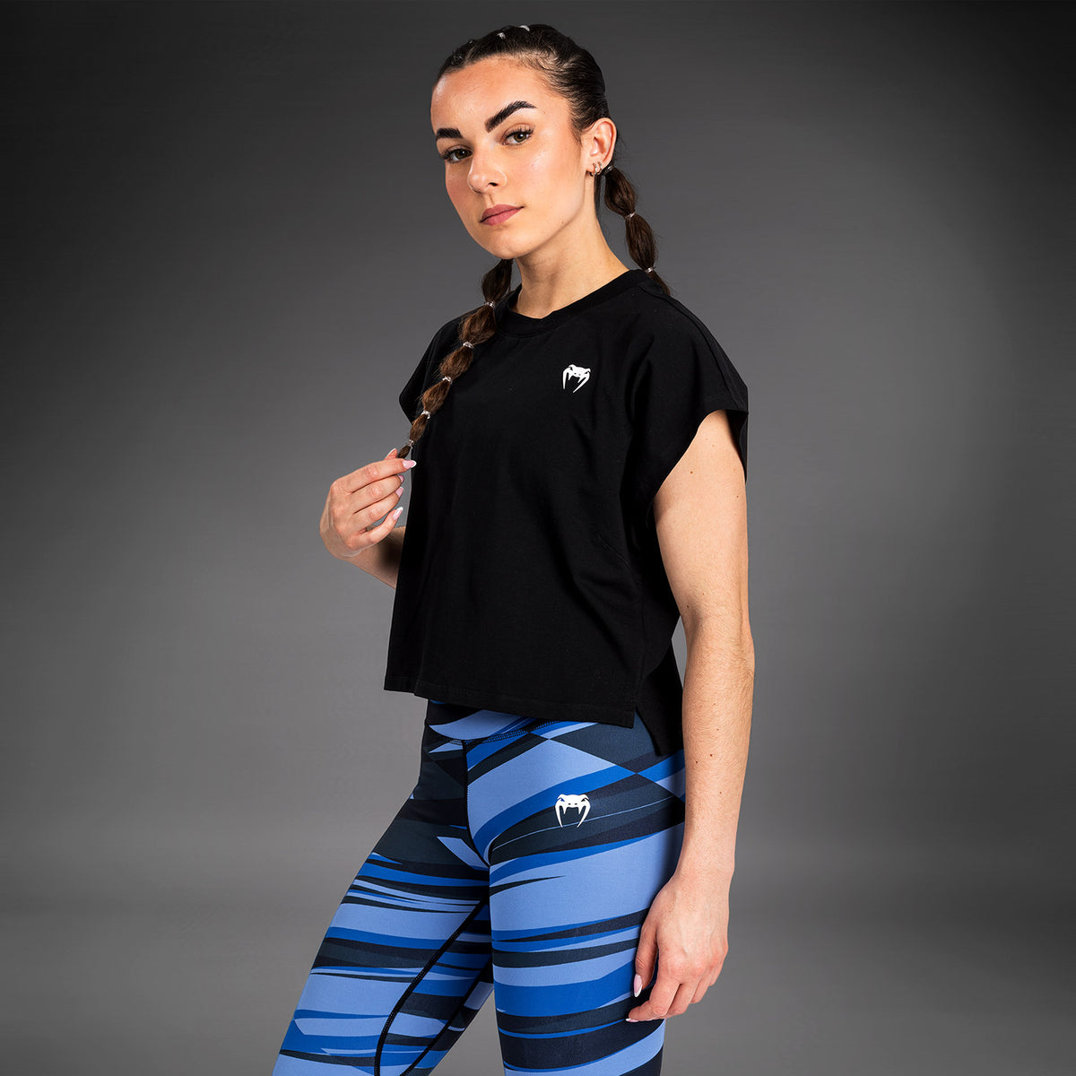Venum Abyss Frauen Cropped T-Shirt - Tiefes Schwarz