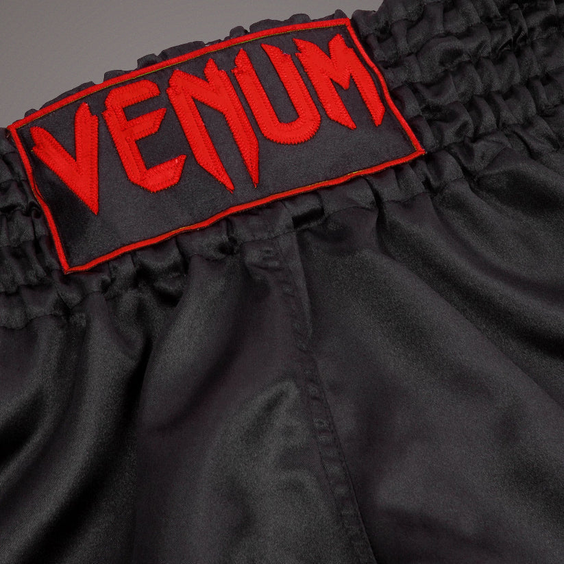 Shorts Muay Thai Venum Classic - Schwarz/Rot