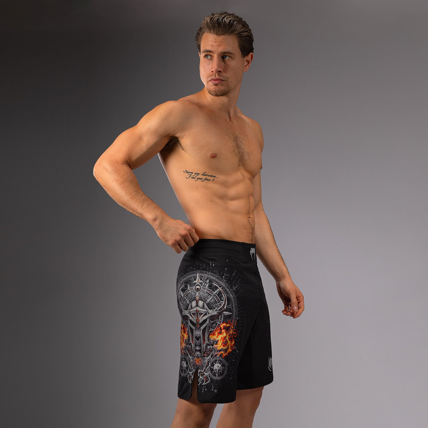 Venum Gladiator 5.0 Fight Shorts für Männer - Schwarz/Silber