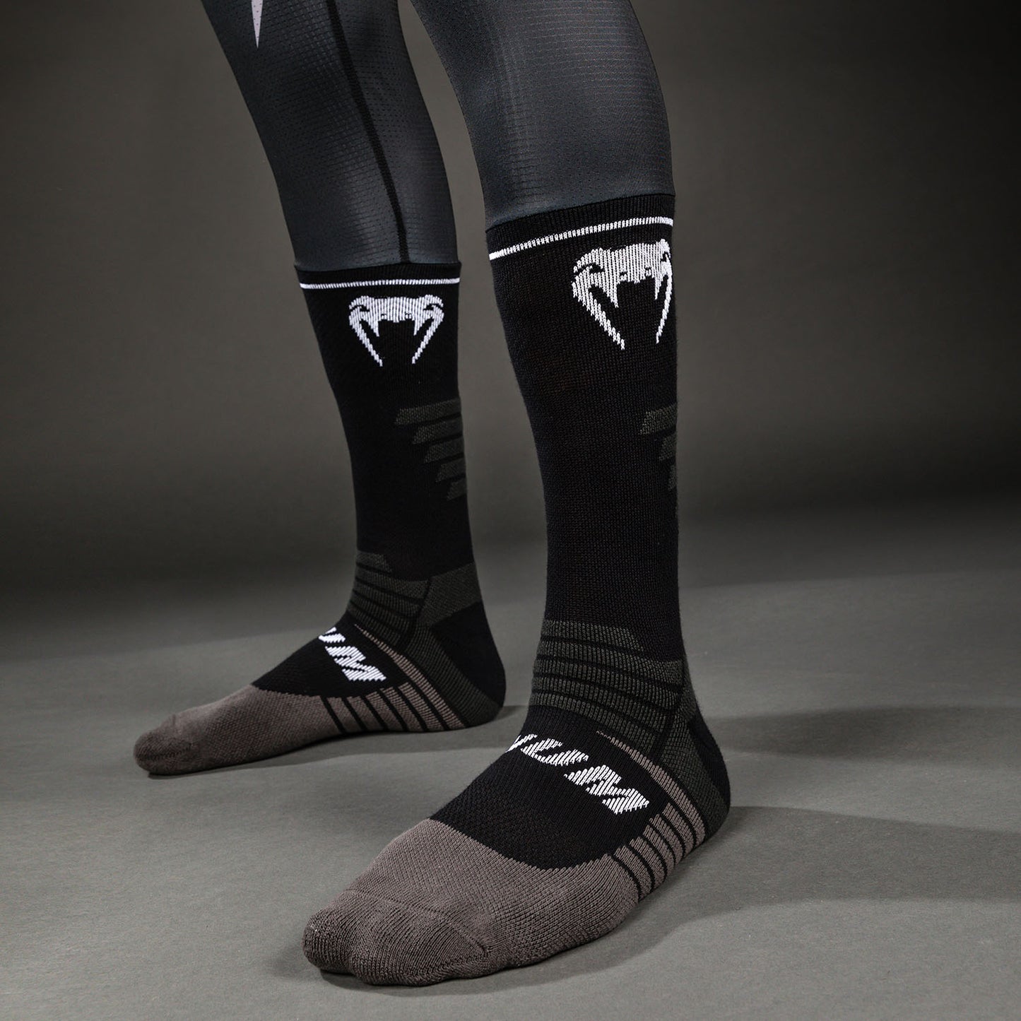 Venum MX Basics Motorsports-Socken - Schwarz/Weiß