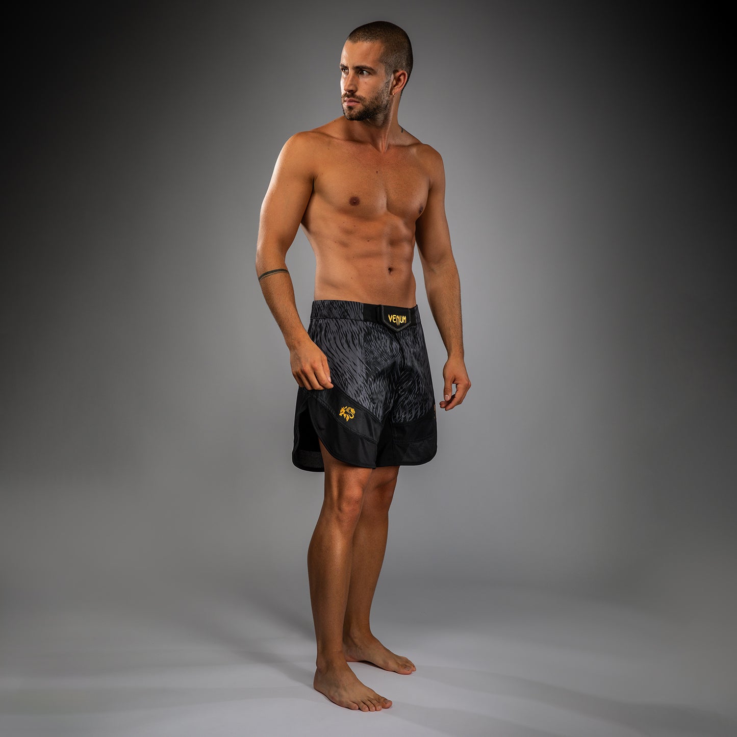 Venum x Chimaev Fightshorts - Schwarz/Grau