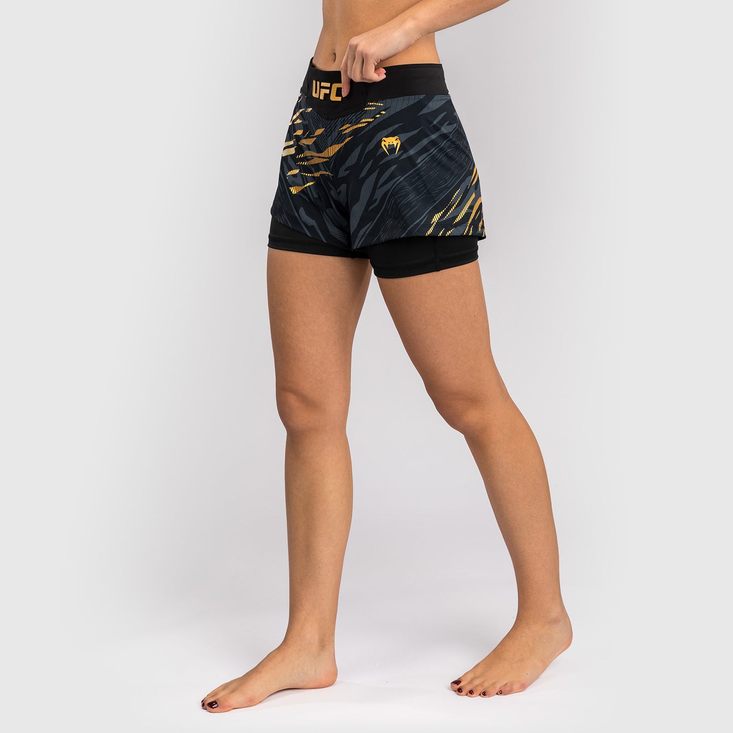 UFC Fusion by Venum Personalized Authentic Fight Night Damen Fight Short - Champion