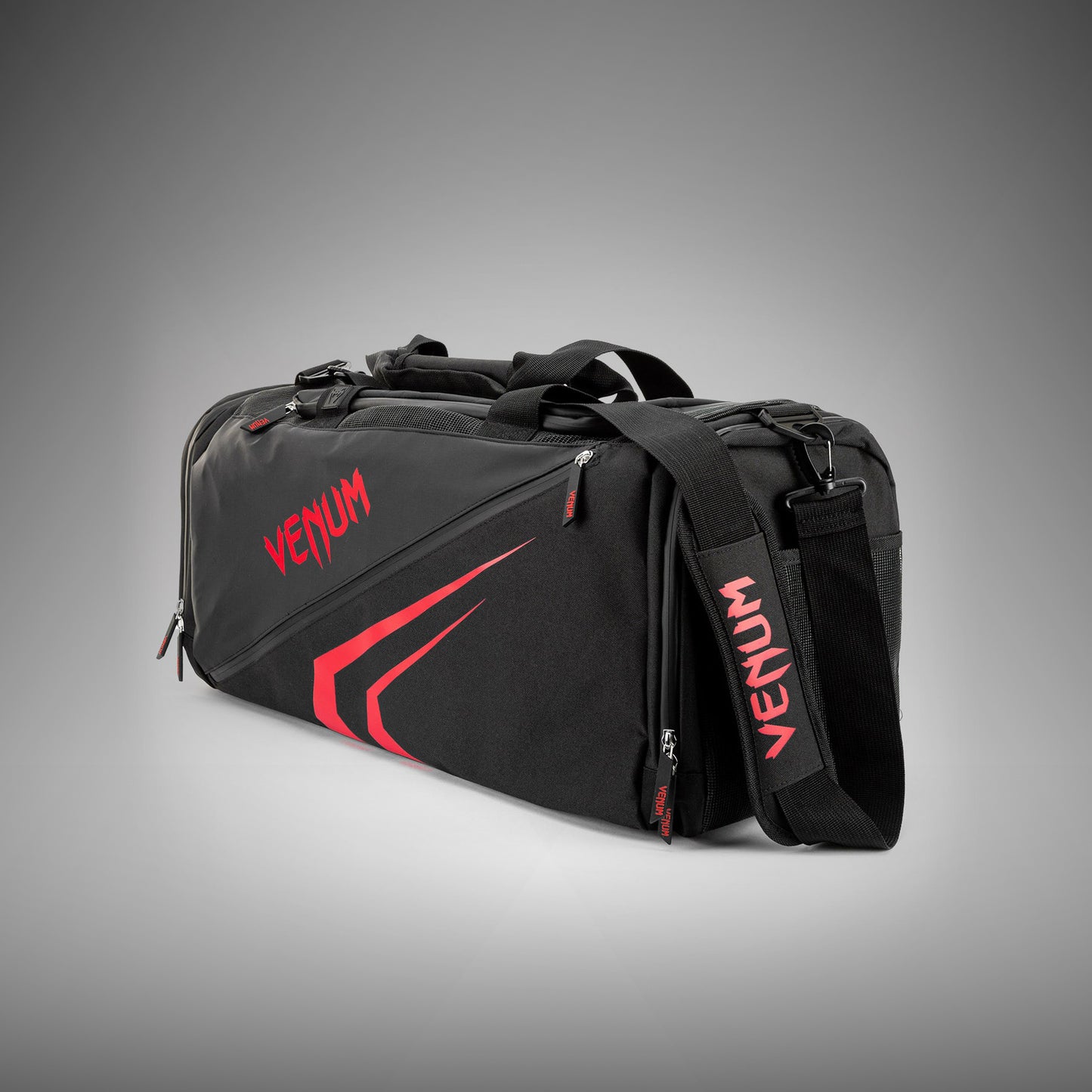Venum Trainer Lite Evo Sporttasche (48L) – Schwarz/Rot