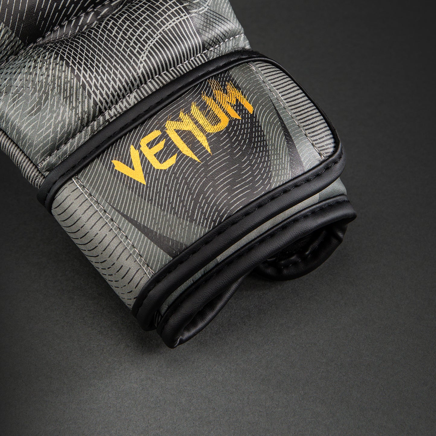 Venum Galactic 3.0 Sparringhandschuhe - Schwarz/Gold