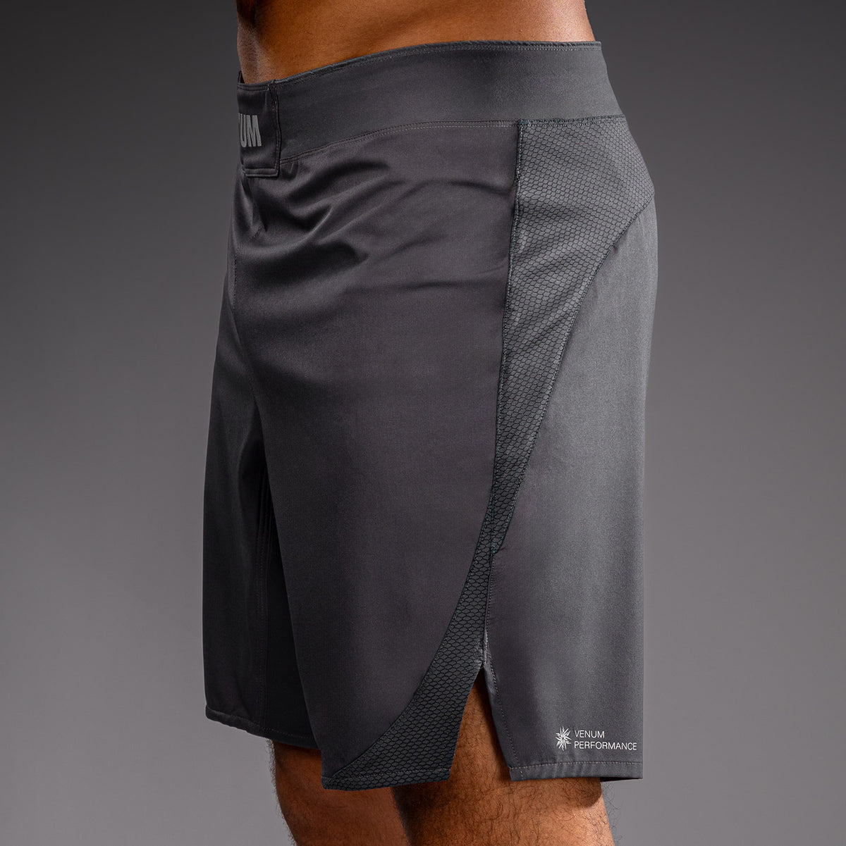 Venum G-Fit Scale Fightshorts - Grau