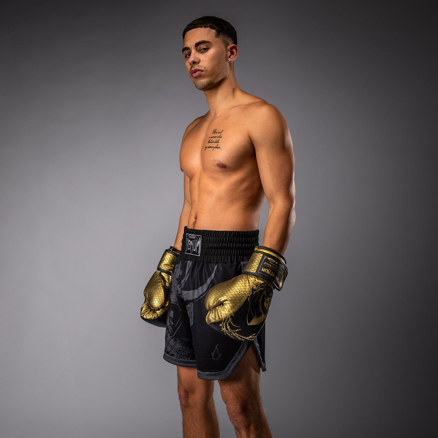 Venum x Assassin’s Creed Shadows Herren Boxing Shorts - Schwarz