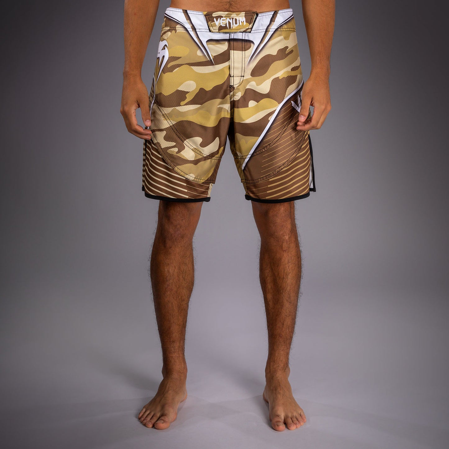 Venum Camo Hero Fightshorts - Hellbeige/Braun