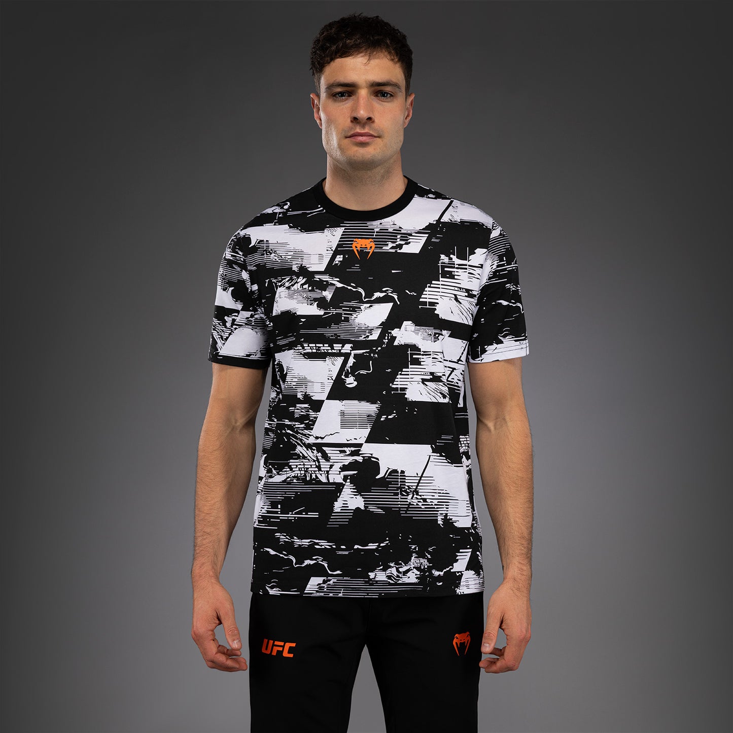 UFC Zenith by Venum Authentic Fight Week Kurzarm T-Shirt Herren - Weiß