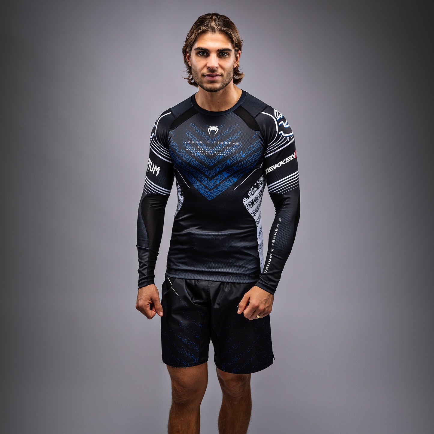 Venum x TEKKEN 8 - Jin Kazama Rashguard - Blau/Schwarz/Weiß