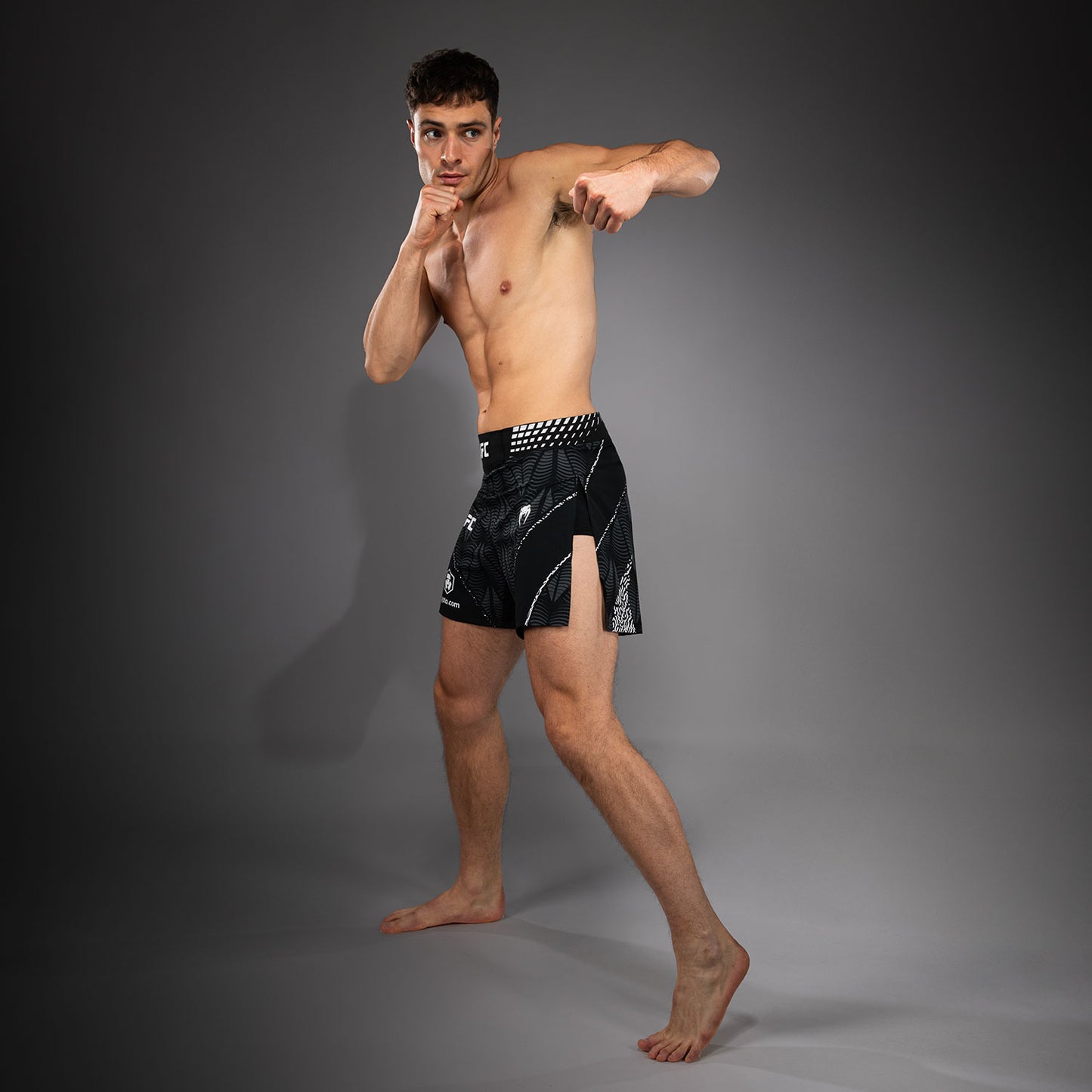 UFC Zenith by Venum Authentic Fight Night Gladiator Fight Short Herren - Schwarz