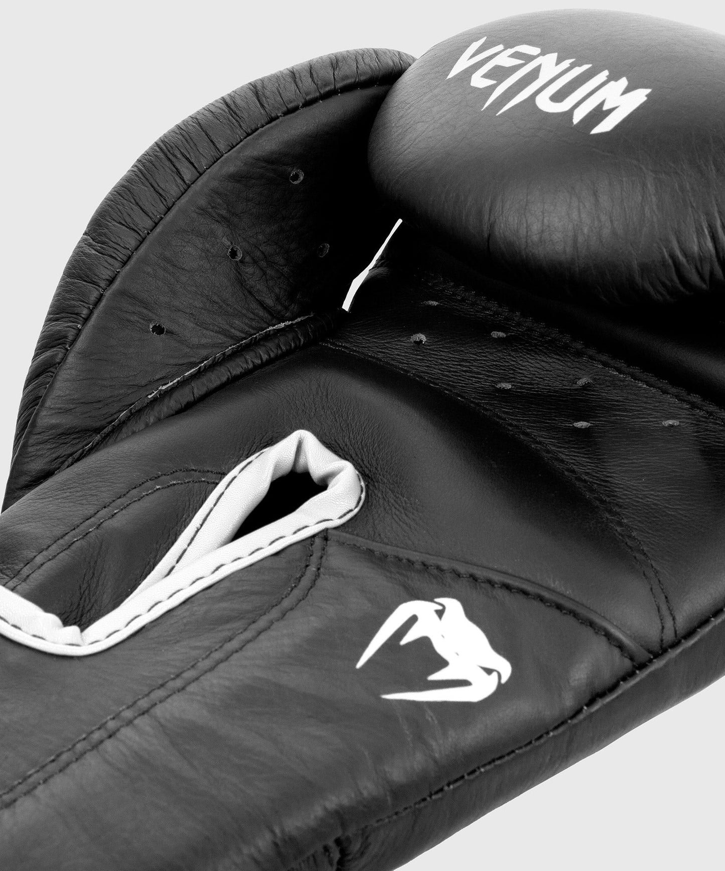 Venum Giant 2.0 professionelle Boxhandschuhe - Klettverschluss - Schwarz/Weiß
