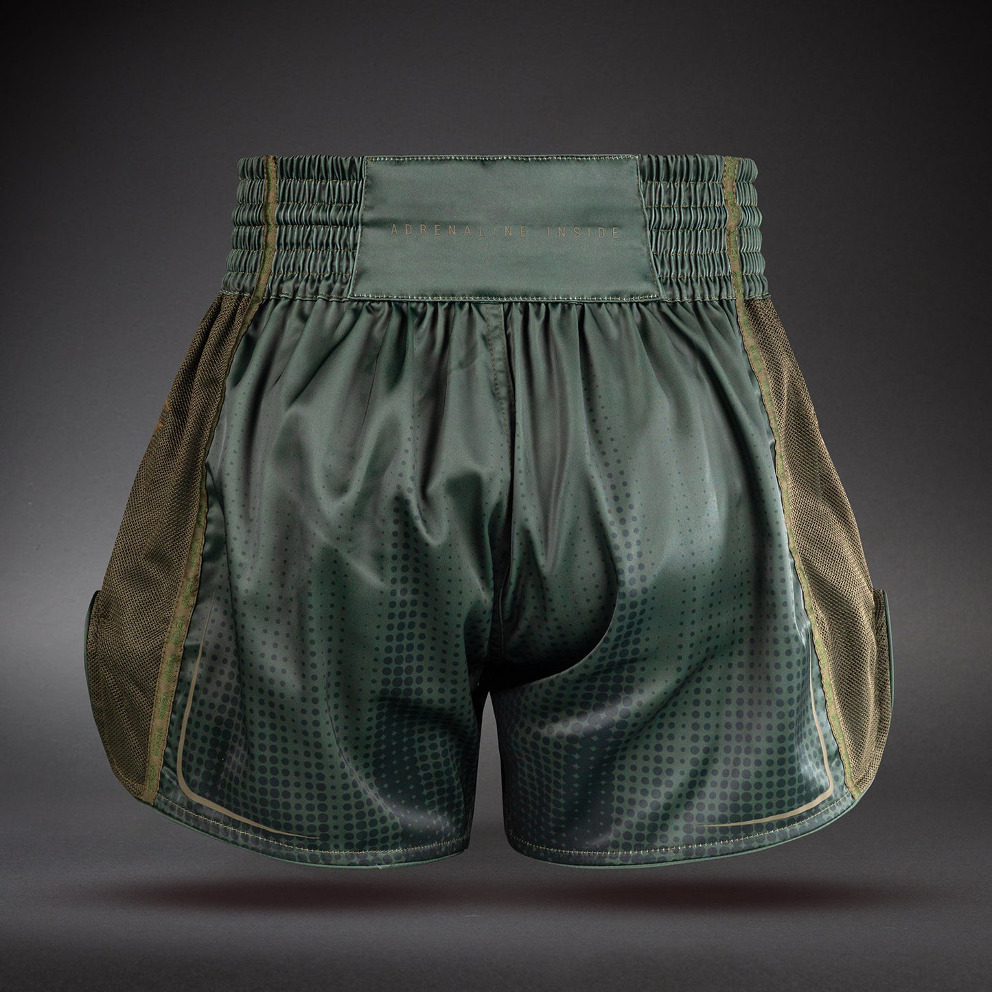Venum Stealth Muay-Thai-Shorts – Khaki/Dunkelgrün