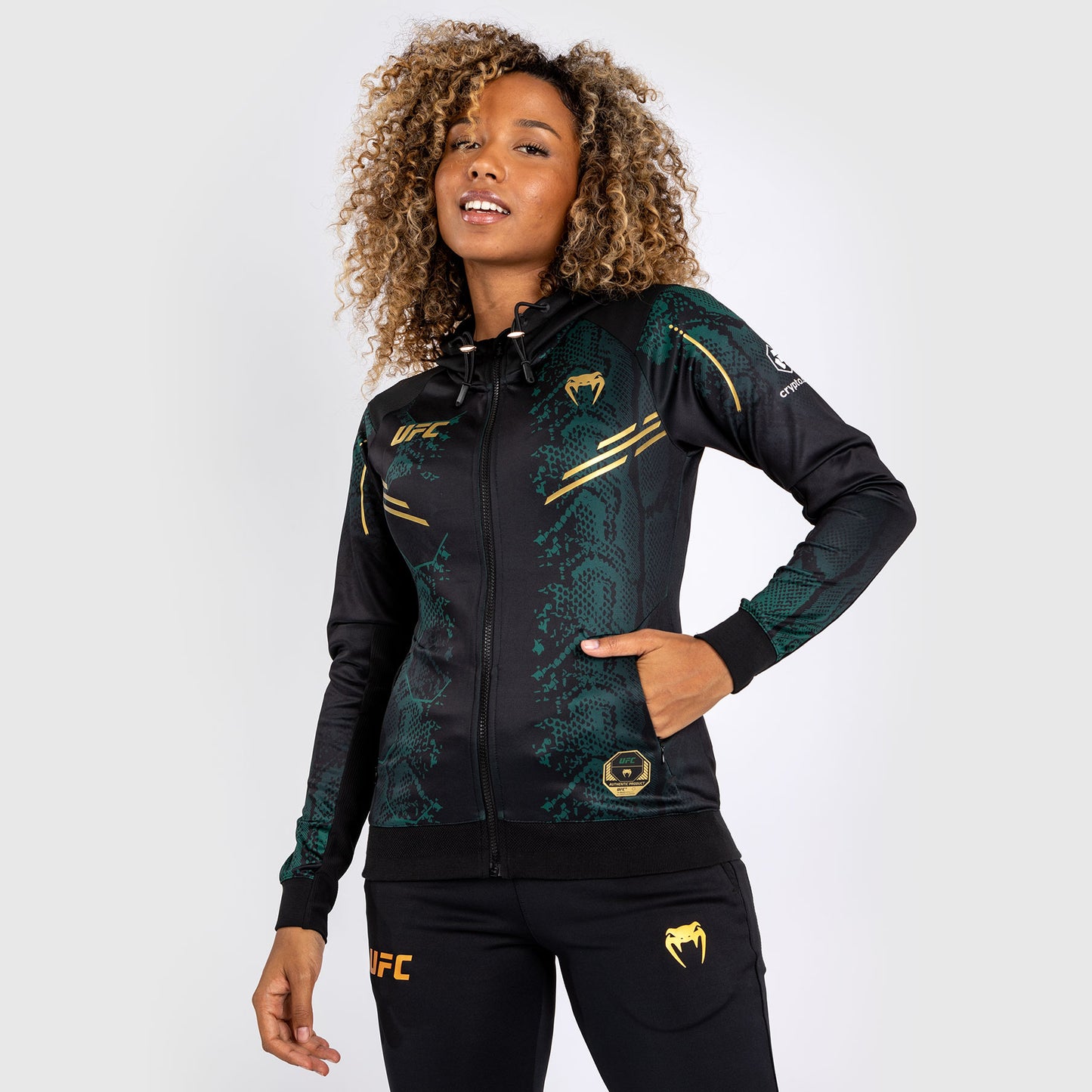 UFC Adrenaline by Venum Authentic Fight Night Walkout-Hoodie für Frauen - Emerald Edition - Grün/Schwarz/Gold