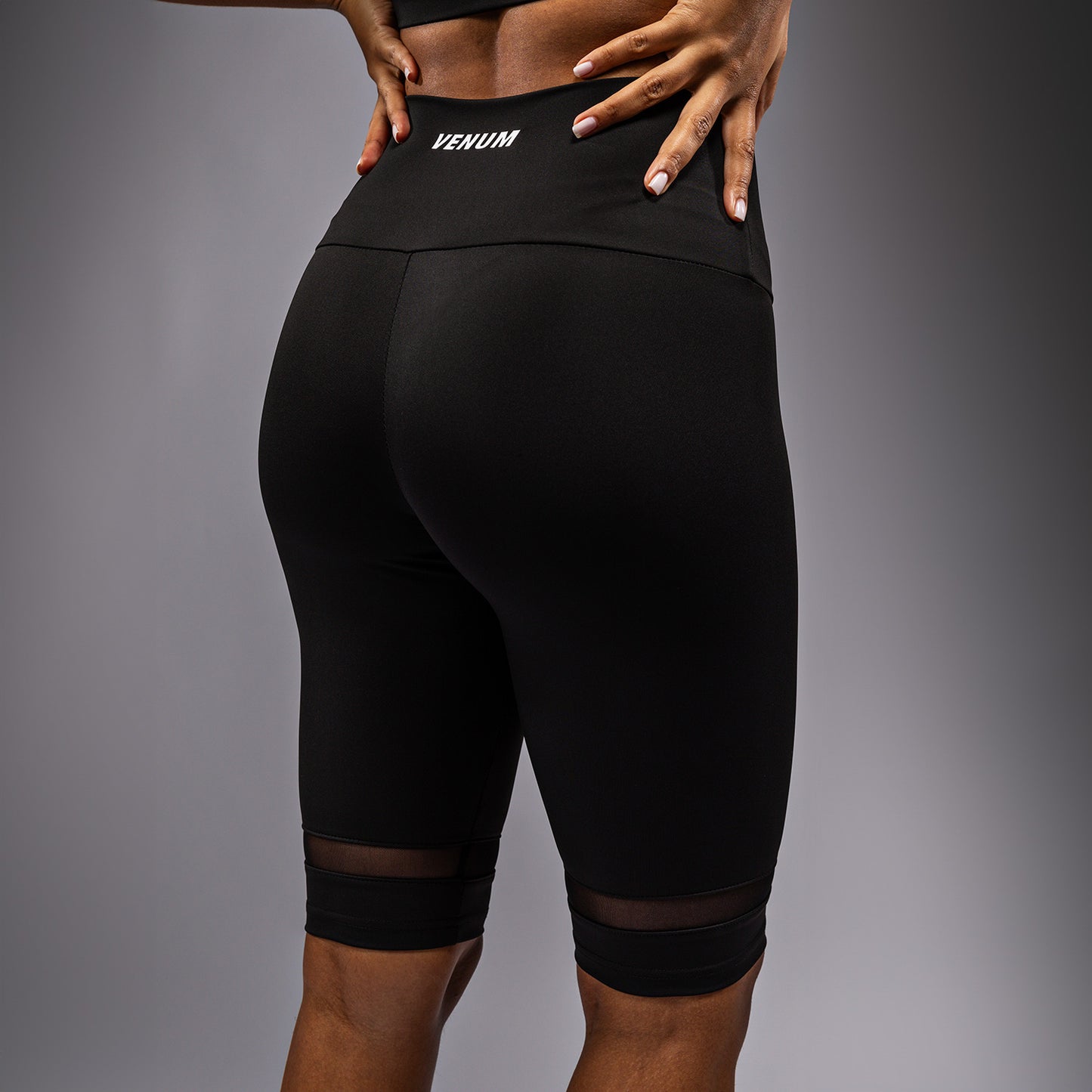 Venum Aero XT Kompressionsshorts für Frauen - Schwarz