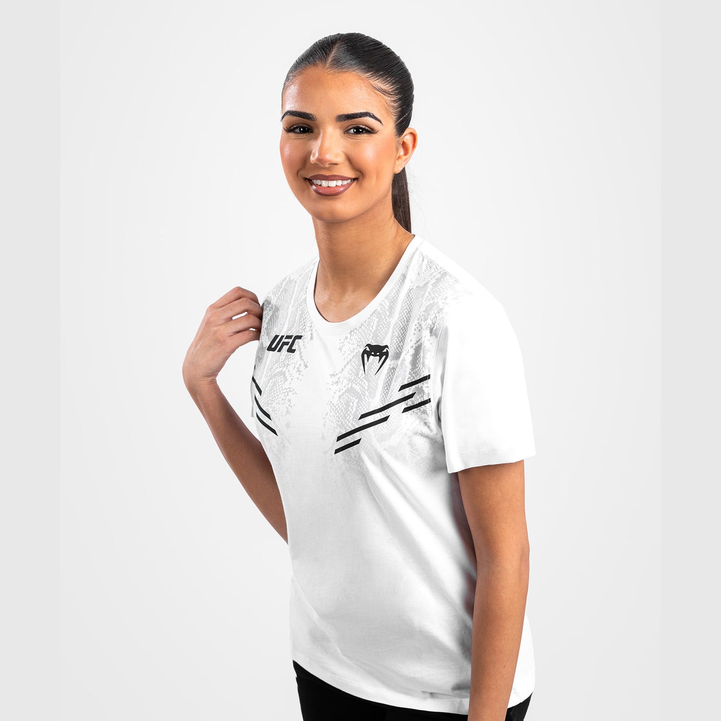 UFC Adrenaline by Venum Replica Kurzarm-T-Shirt für Frauen - Weiß