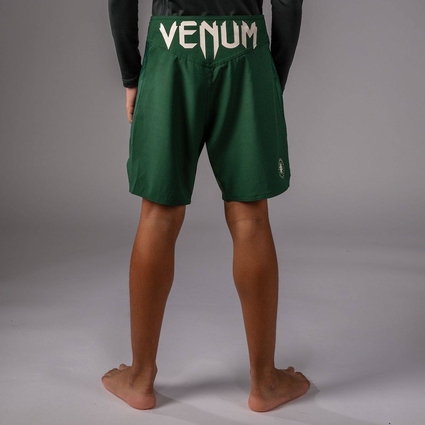 Venum Attack Kids Fightshorts - Waldgrün/Off-White