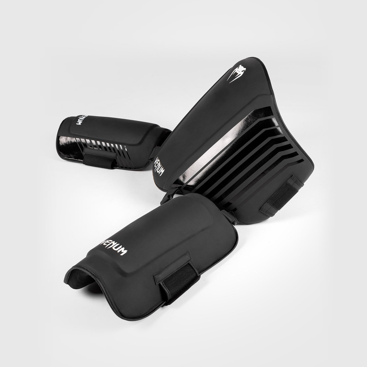 Venum Challenger Bauch- und Beinschutz - Schwarz/Weiß
