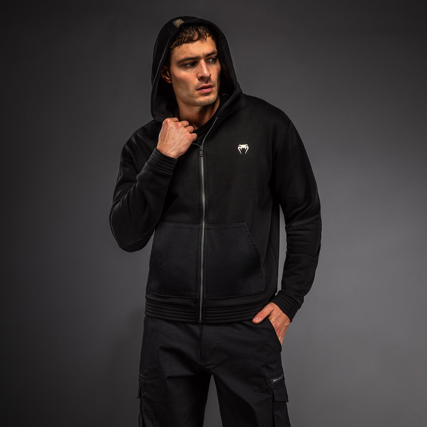 Venum Urban Gi Kapuzenpullover mit Reißverschluss – Schwarz