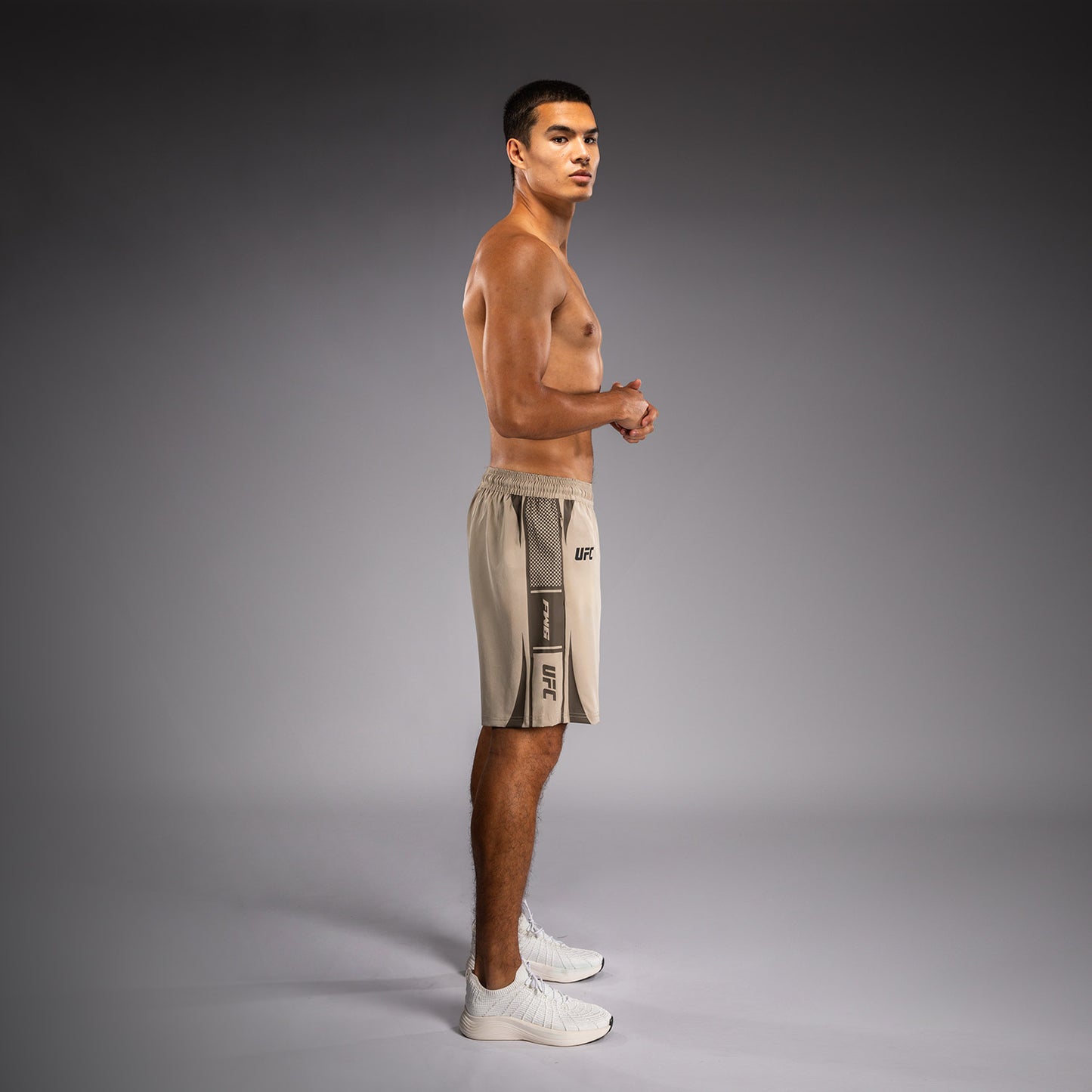 Venum UFC Unity by Venum Authentic Fight Week Herren Funktionsshorts - Sand