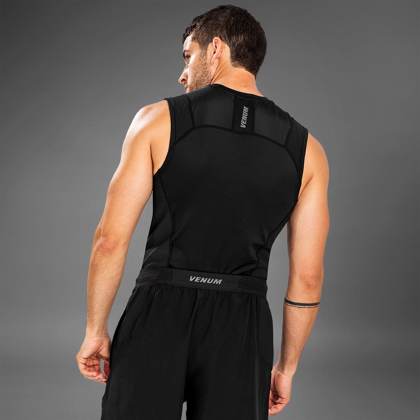 Venum G-Fit Air Rashguard ärmellos – Schwarz