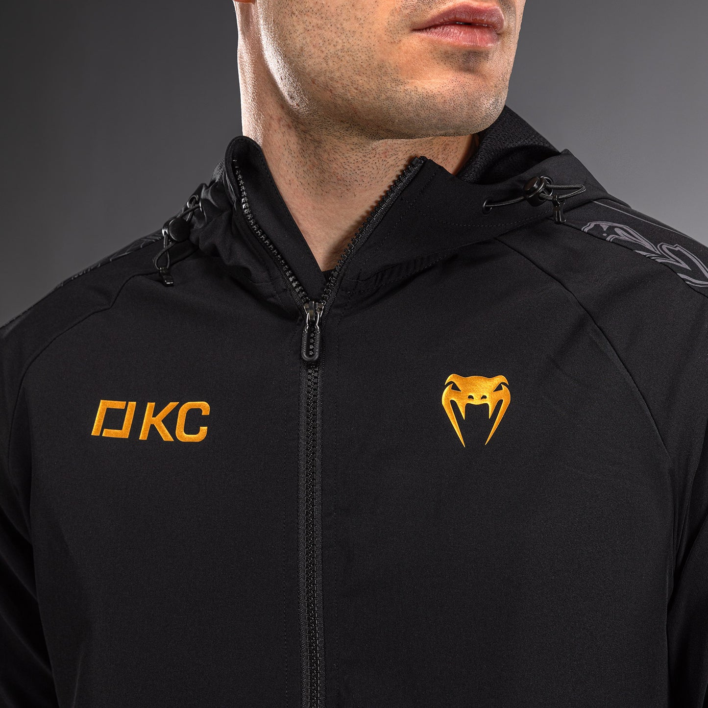Karate Combat by Venum Trainingsjacke – Schwarz/Grau