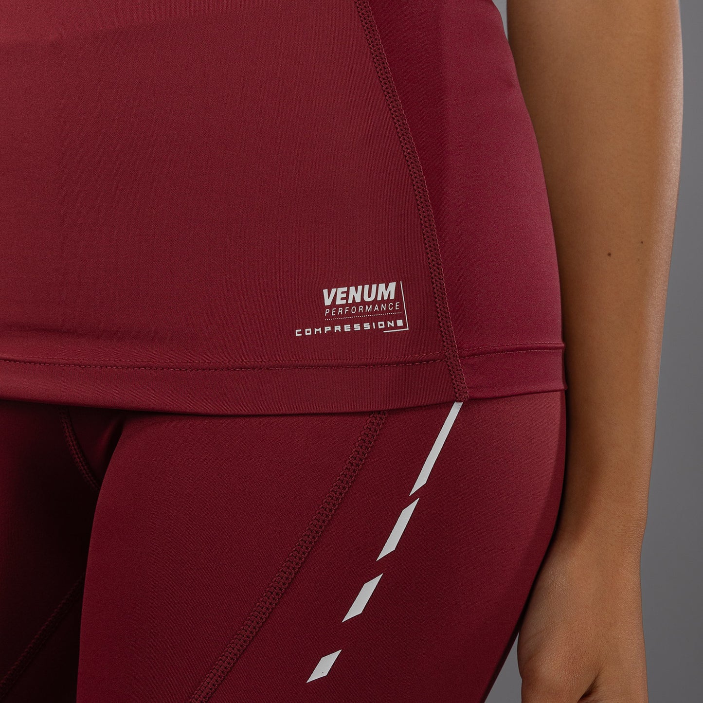 Venum Adrenaline Damen Dry Tech Tank Top – Burgund/Rosa