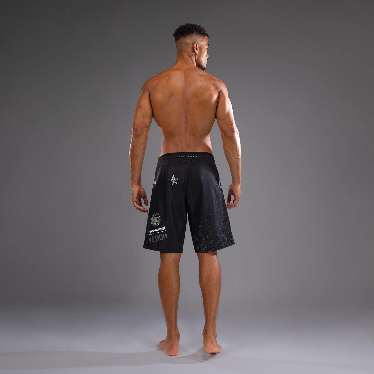 Venum x TEKKEN 8 - Paul Phoenix Fight Shorts - Schwarz