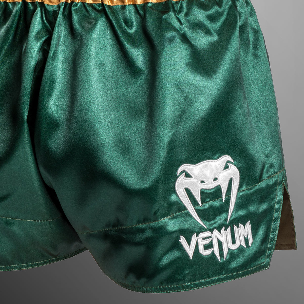 Venum Classic - Muay Thaï Short - Grün/Gold/Weiß