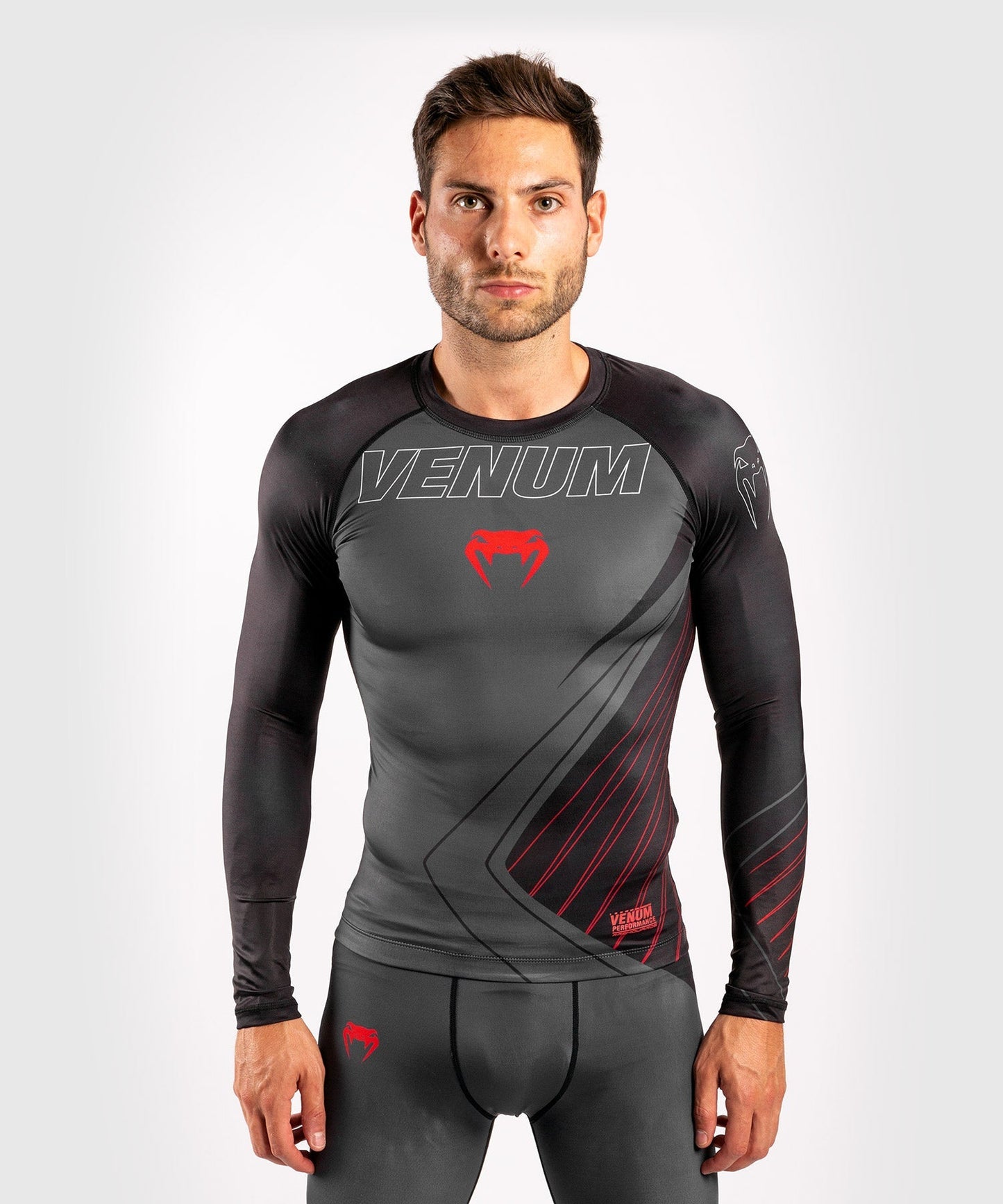 Venum Contender 5.0 Rashguard - Lange Ärmel - Schwarz/Rot