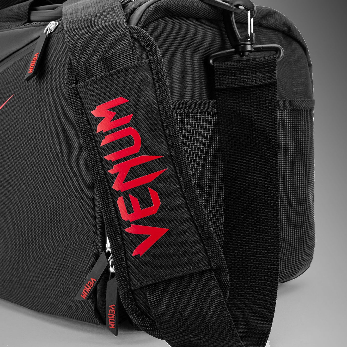 Venum Trainer Lite Evo Sporttasche (48L) – Schwarz/Rot
