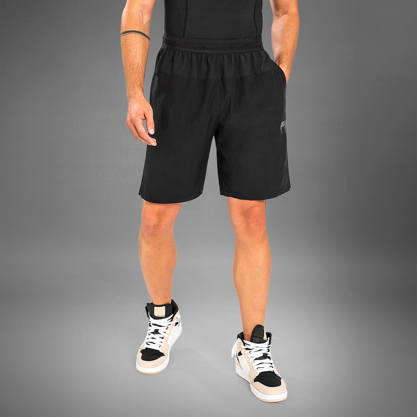 Venum G-Fit Air Trainingsshorts – Schwarz