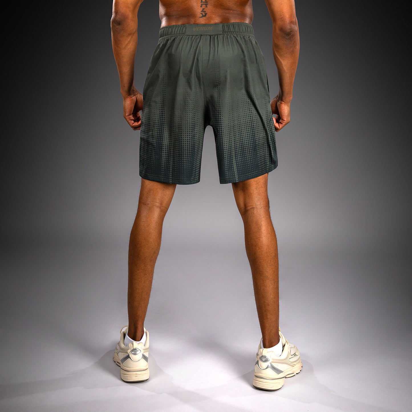 Venum Stealth Trainingshorts – Khaki/Dunkelgrün