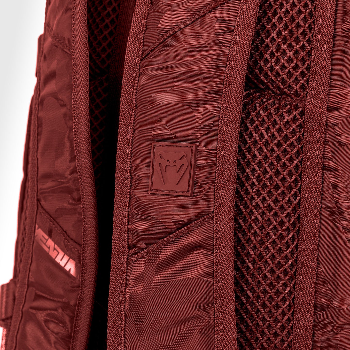 Venum Challenger Pro BackPack – Camo/Burgund