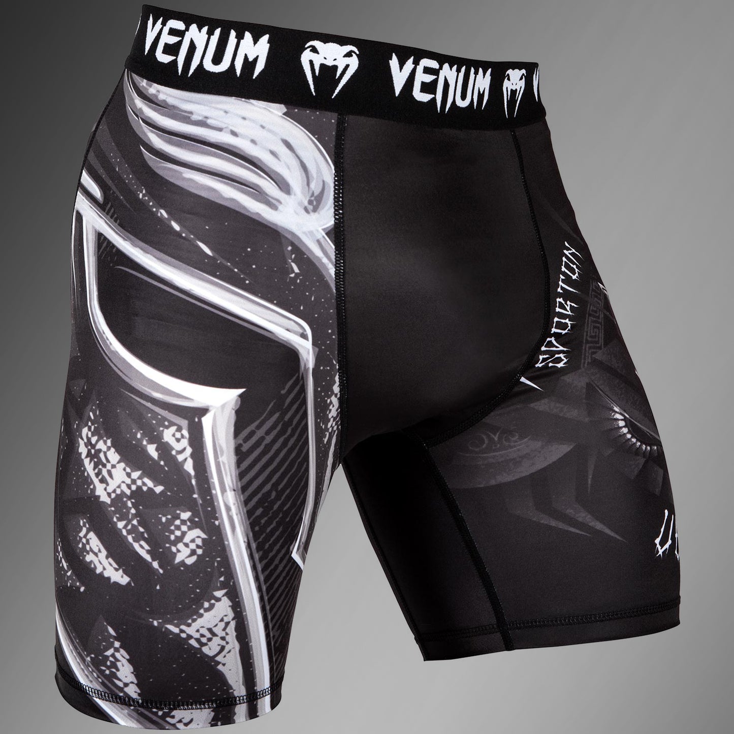 Vale Tudo Shorts Venum Gladiator 3.0 - Schwarz/Weiß