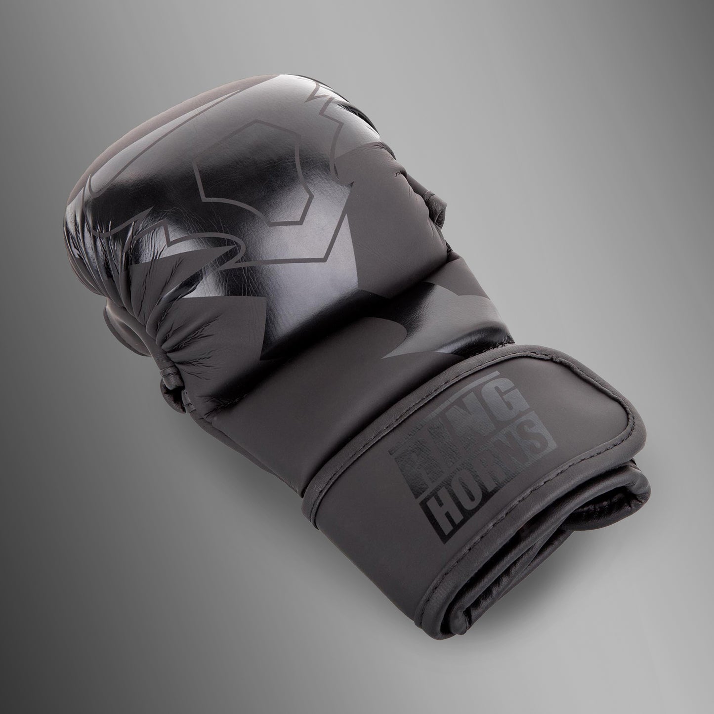 Ringhorns Charger Sparring Handschuhe - Schwarz/Schwarz
