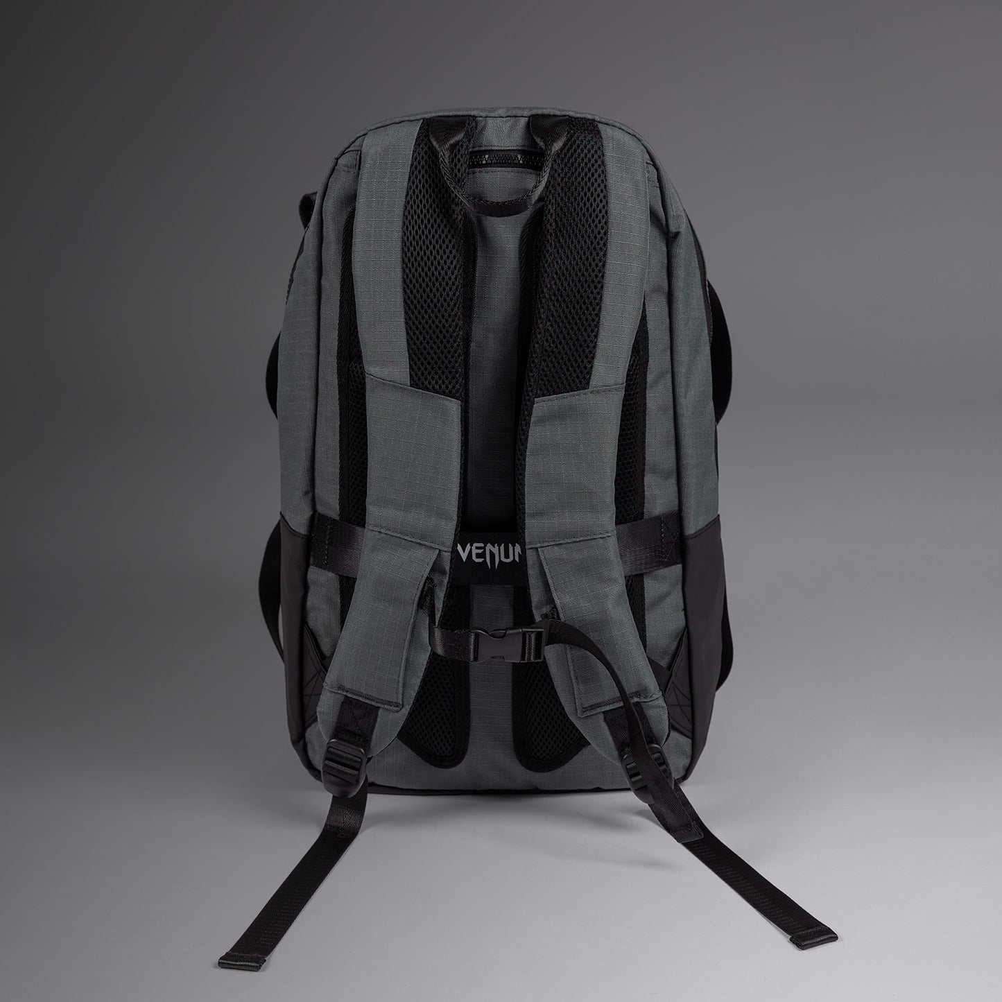 Venum Evo 2 Ripstop Rucksack (20-25L) – Sturmgrau
