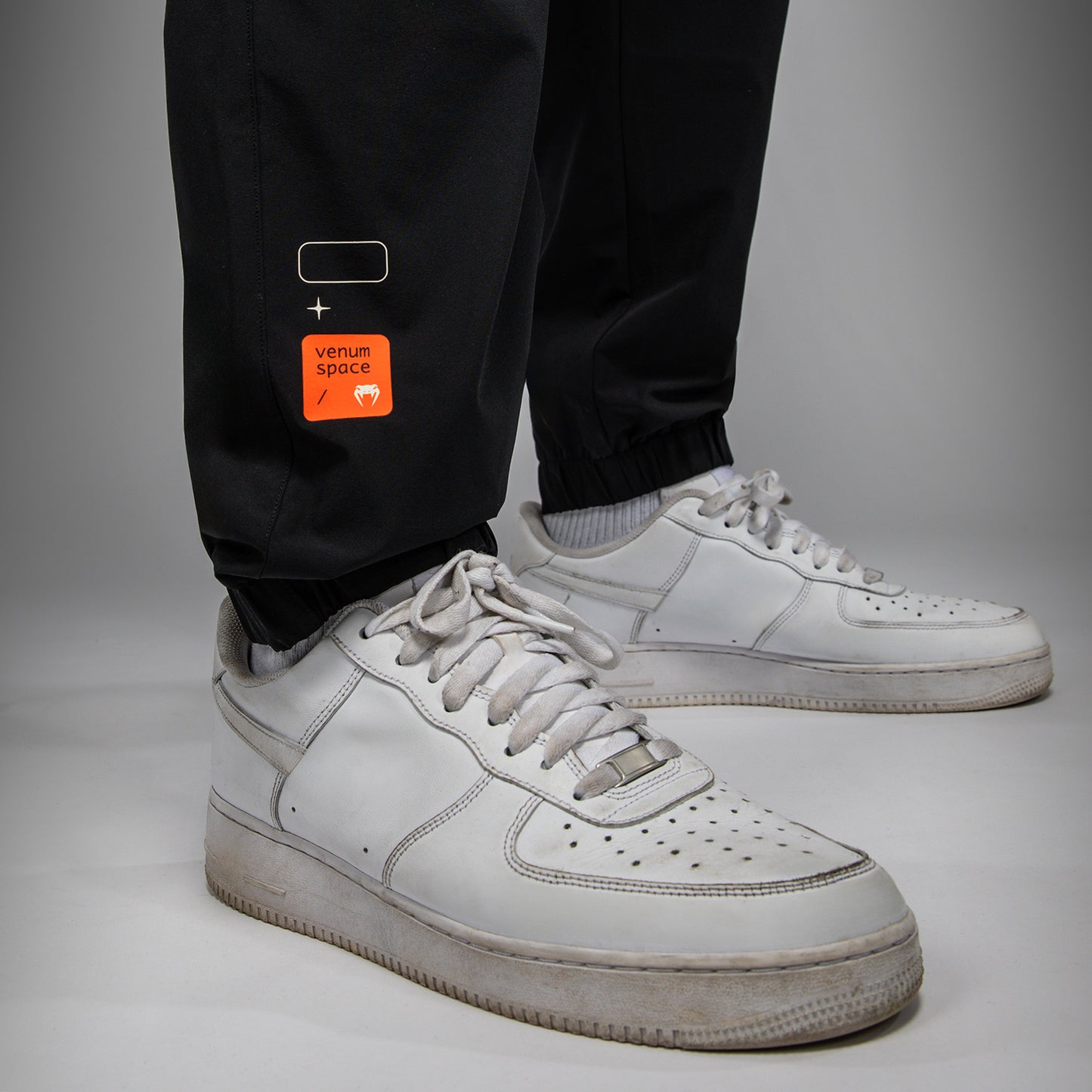 Venum Eclipse Jogginghosen – Schwarz/Elfenbein
