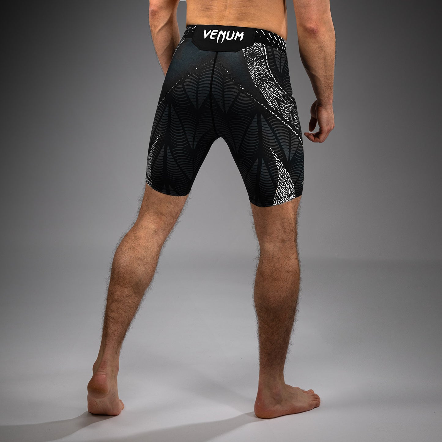 UFC Zenith by Venum Authentic Fight Night Vale Tudo Short Herren - Schwarz