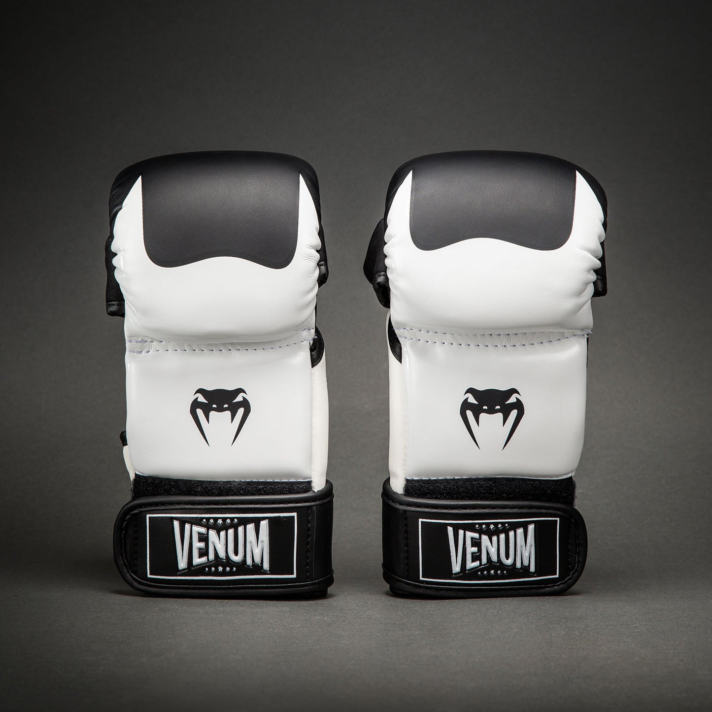 Venum Attack 2.0 Sparringhandschuhe – Schwarz/Weiß