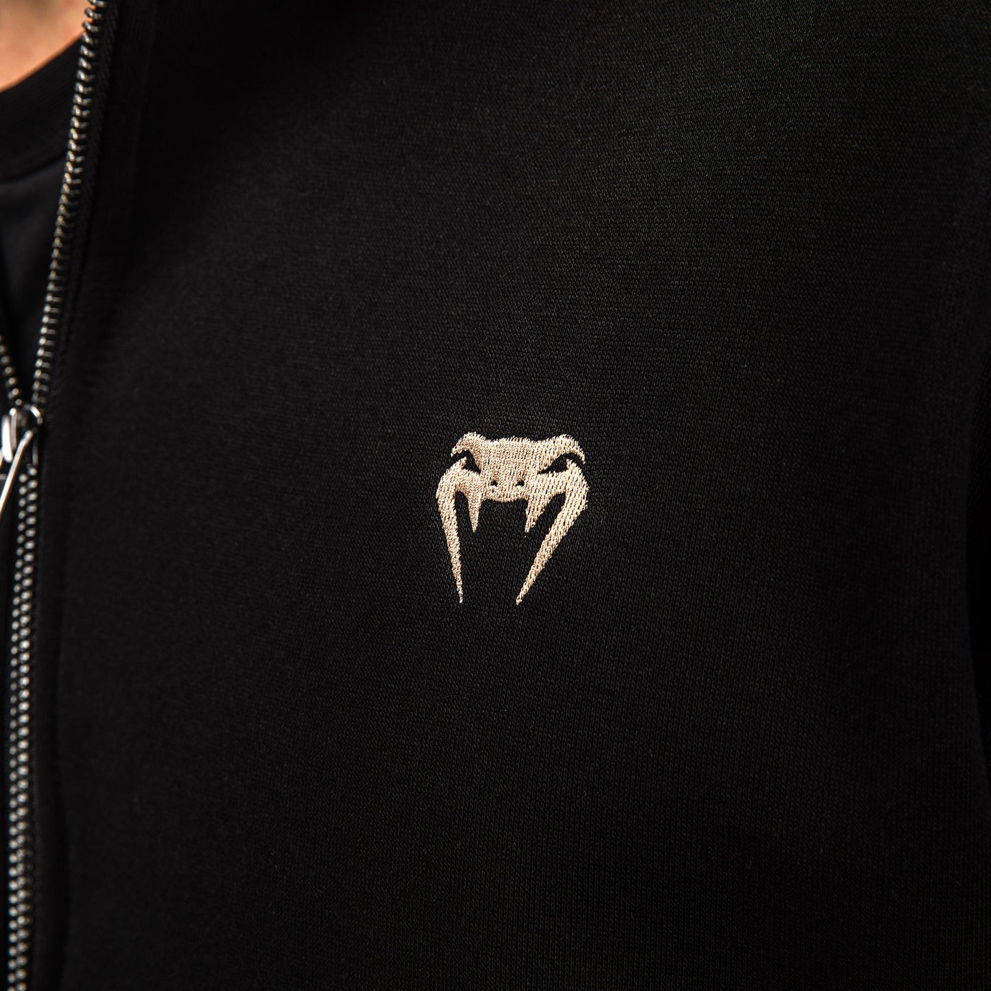 Venum Urban Gi Kapuzenpullover mit Reißverschluss – Schwarz