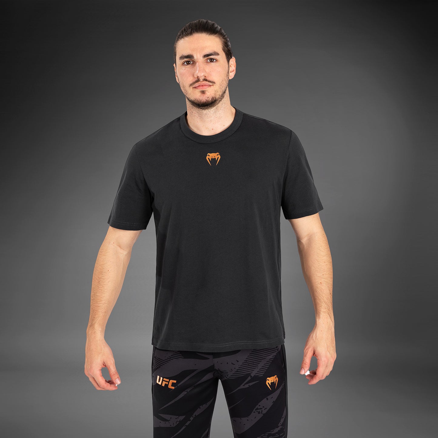 UFC Adrenaline by Venum Fight Week Kurzarm T-Shirt Für Herren - Charcoal Grey