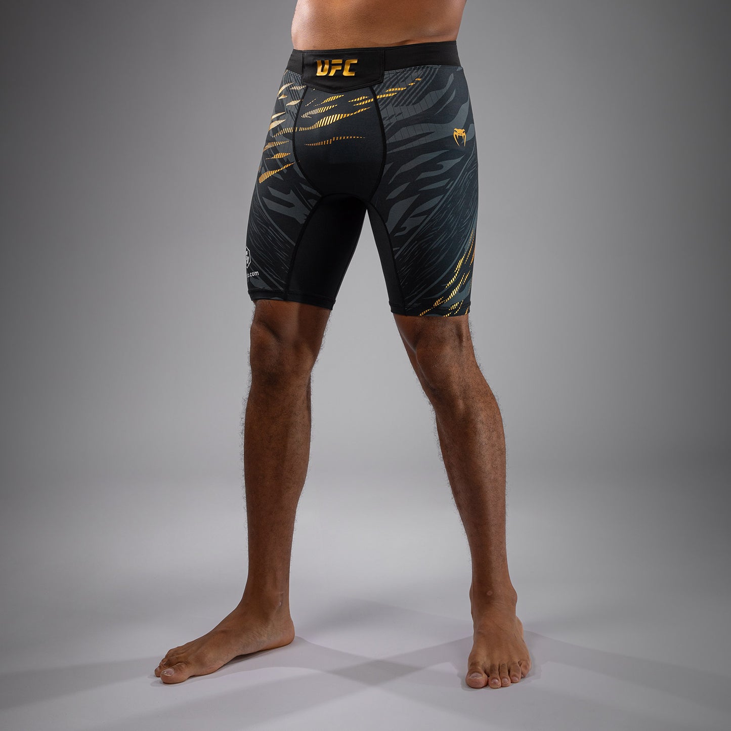 UFC Fusion by Venum Authentic Fight Night Herren Vale Tudo Short - Champion